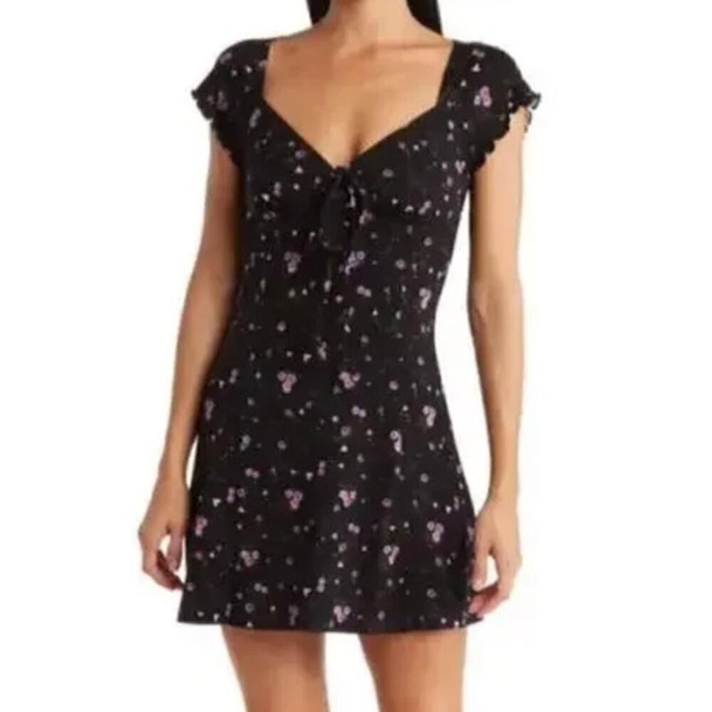 Abound Dress Floral Short Sleeve V-Neck Babydoll Skater Mini Black Purple Large